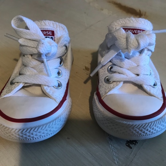white converse toddler size 3